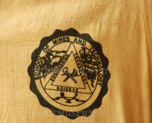 doc_brown_shirt_03