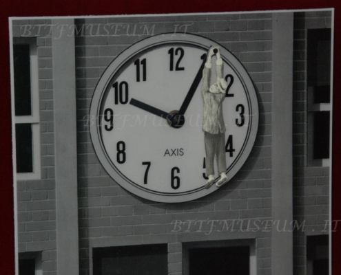 original_harold_lloyd_clock_03