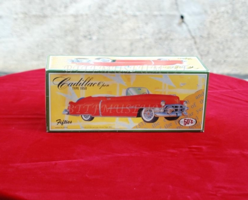 docs_cadillac_toy_car_01