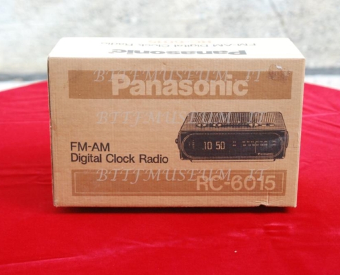 martys_panasonic_alarm_clock_01