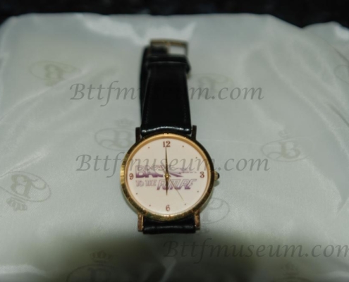 production_crew_member_wristwatch_01